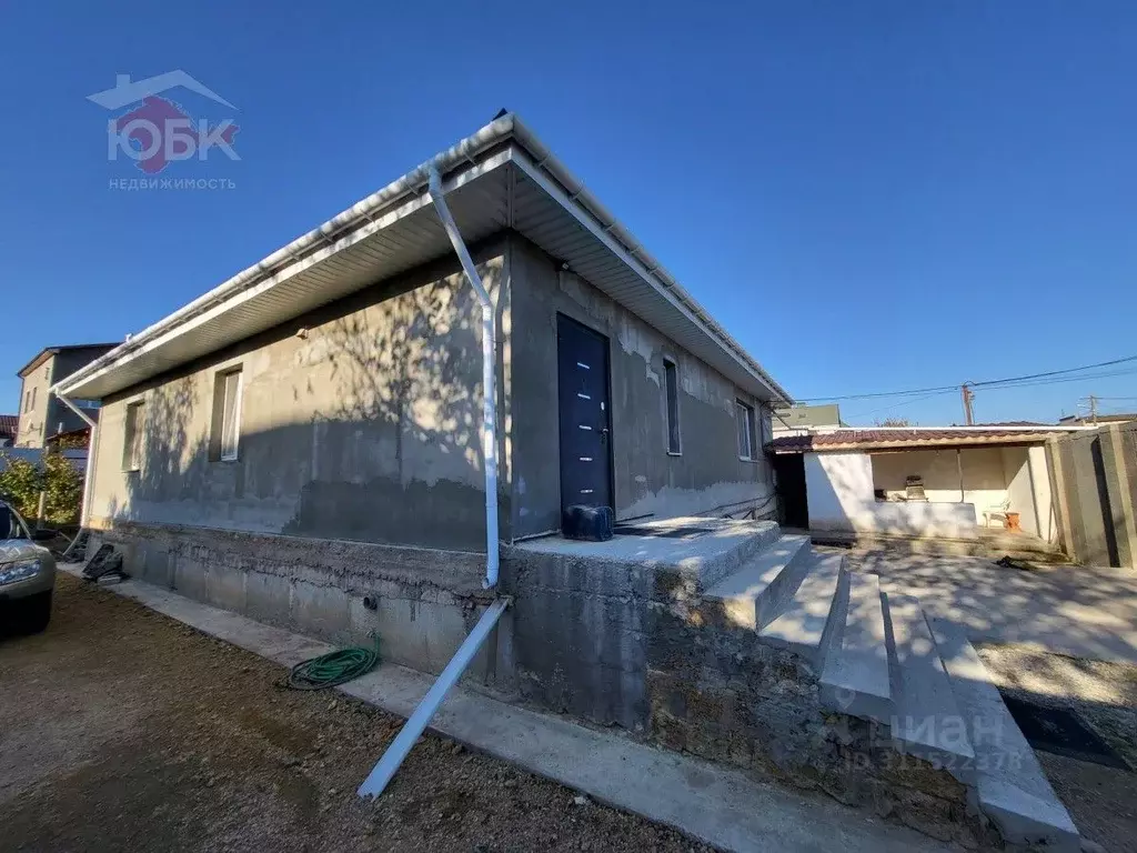 Дом в Крым, Евпатория ул. Весенняя (283 м) - Фото 2