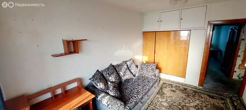 2-комнатная квартира: Керчь, улица Ворошилова, 21 (47.9 м) - Фото 1
