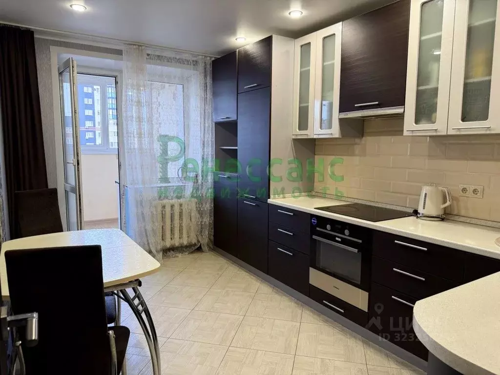 1-к кв. Брянская область, Брянск ул. Горбатова, 33 (40.0 м) - Фото 1