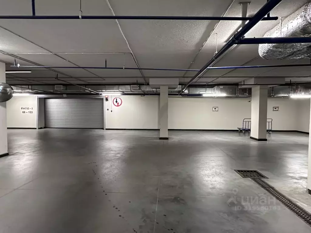 Гараж в Санкт-Петербург Петровский просп., 26к2 (15 м) - Фото 1