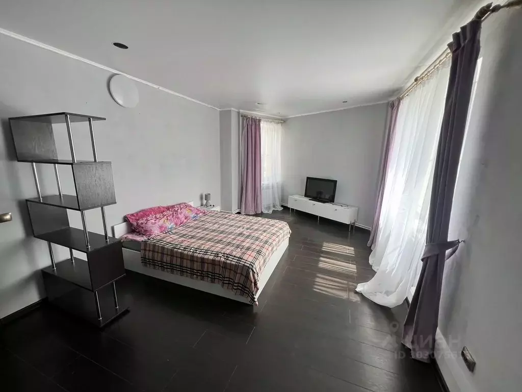 2-к кв. Калужская область, Калуга ул. Маяковского, 64 (67.0 м) - Фото 0