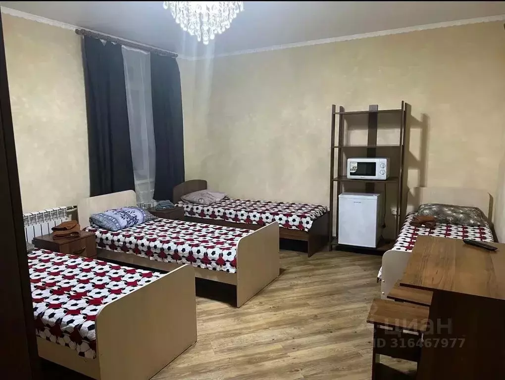 Комната Красноярский край, Ужур ул. Ленина, 36 - Фото 0