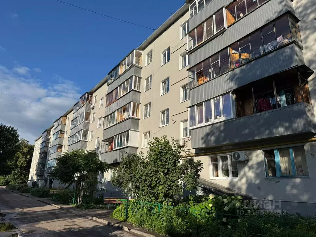 3-к кв. Курская область, Курск ул. Маяковского, 93А/4 (60.0 м) - Фото 0