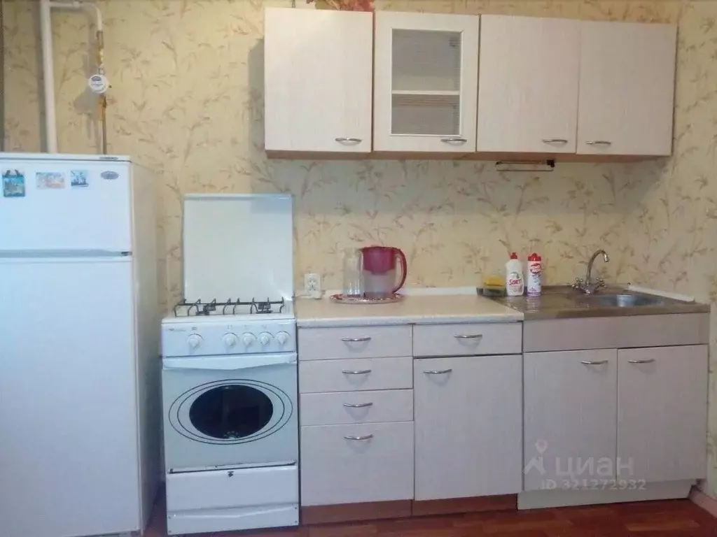 1-к кв. Курская область, Курск просп. Победы, 18 (38.0 м) - Фото 0