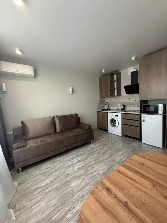 Студия Тюменская область, Тюмень ул. Лесопарковая, 1к1 (20.3 м) - Фото 1