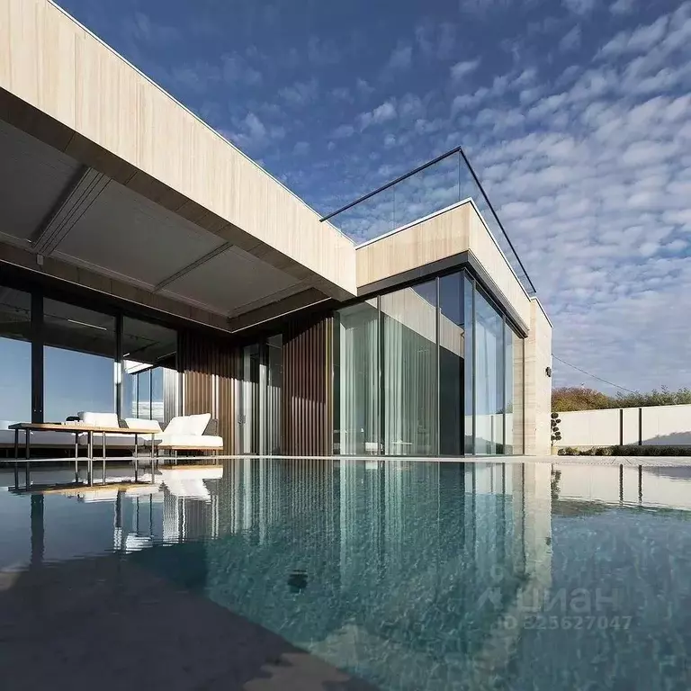 Дом в Краснодарский край, Сочи ул. Ворошиловградская, 75 (520 м) - Фото 2