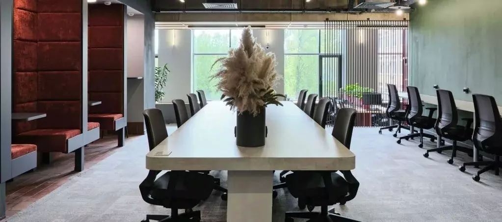 Офис в Санкт-Петербург Малоохтинский просп., 68 (425 м) - Фото 2