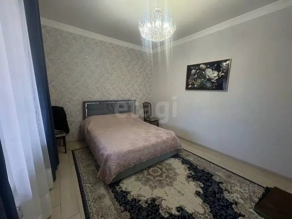 Дом в Ингушетия, Назрань Альтиевский административный округ,  (200 м) - Фото 1