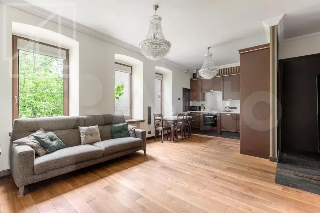 4-к. квартира, 110 м, 4/4 эт. - Фото 1