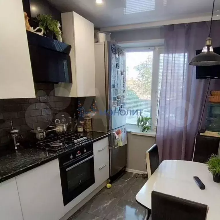 3-к. квартира, 63 м, 1/9 эт. - Фото 1