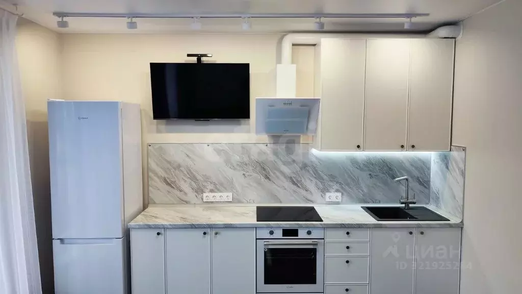 Студия Тюменская область, Тюмень Профсоюзная ул., 59 (33.1 м) - Фото 2