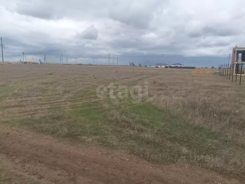 Участок в Крым, Сакский район, с. Уютное  (7.3 сот.) - Фото 1