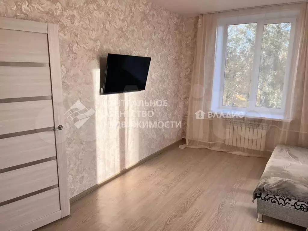 1-к. квартира, 35,6 м, 4/4 эт. - Фото 1