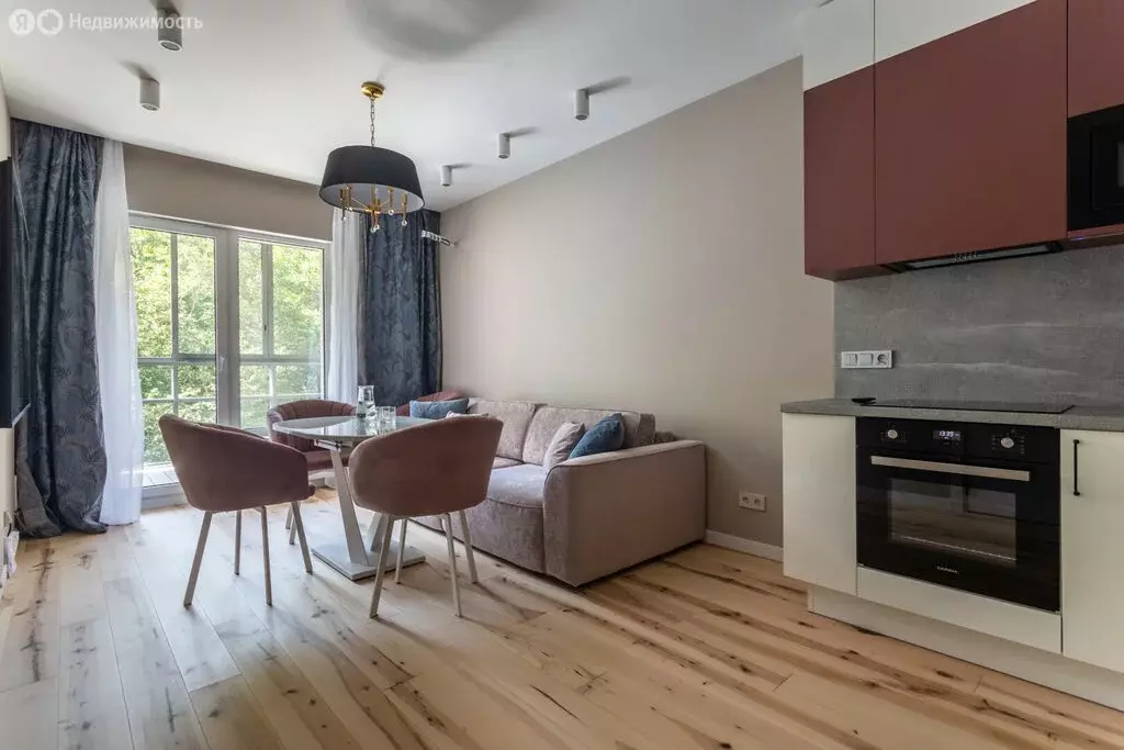 3-комнатная квартира: Сестрорецк, улица Инструментальщиков, 18 (64 м) - Фото 1