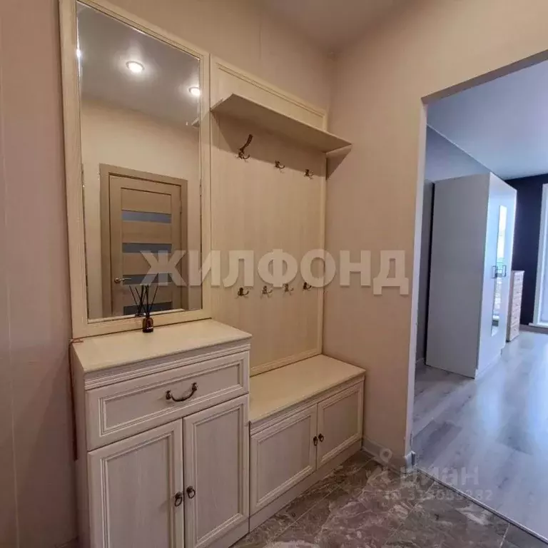 Студия Новосибирская область, Новосибирск ул. Кирова, 236 (28.6 м) - Фото 0