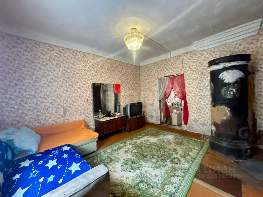 2-к кв. Псковская область, Остров ул. 25 Октября, 38 (42.0 м) - Фото 2