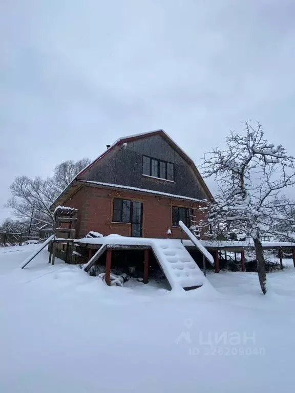 Дом в Тверская область, Старицкий муниципальный округ, д. Андриянково  ... - Фото 1