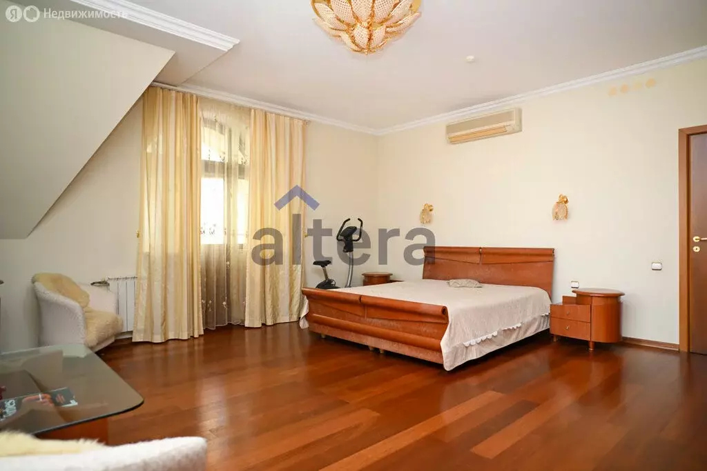 5-комнатная квартира: Казань, улица Некрасова, 38 (223 м) - Фото 1