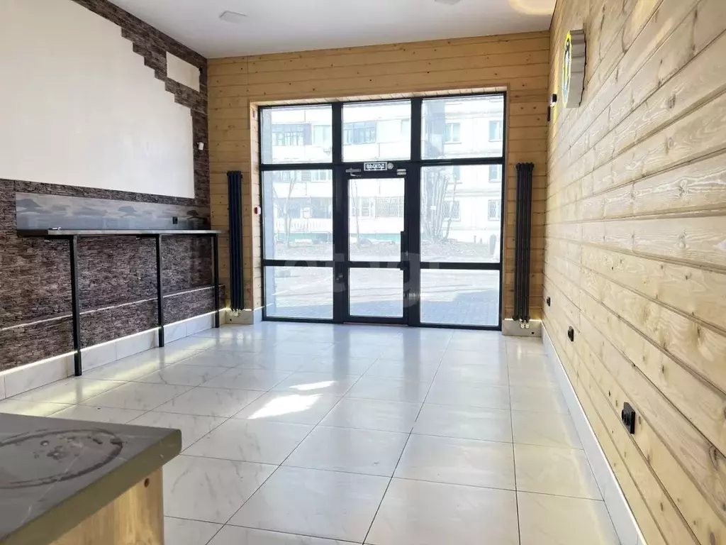 Торговая площадь в Алтайский край, Бийск ул. Петра Чайковского, 69 ... - Фото 1