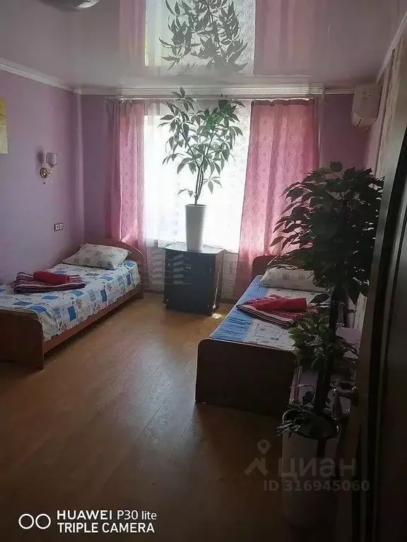 1-к кв. Краснодарский край, Геленджик ул. Кирова, 62 (34.0 м) - Фото 0