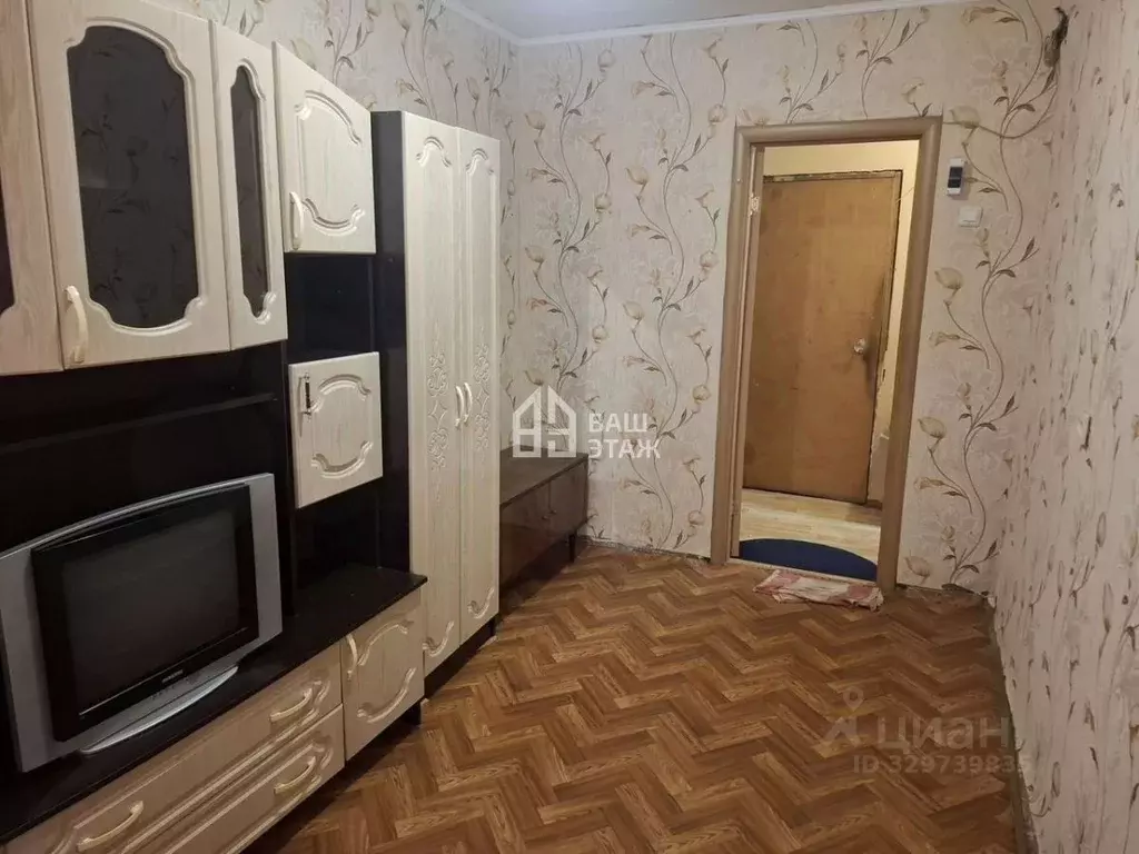 Комната Калужская область, Калуга ул. Веры Андриановой, 26 (10.0 м) - Фото 2