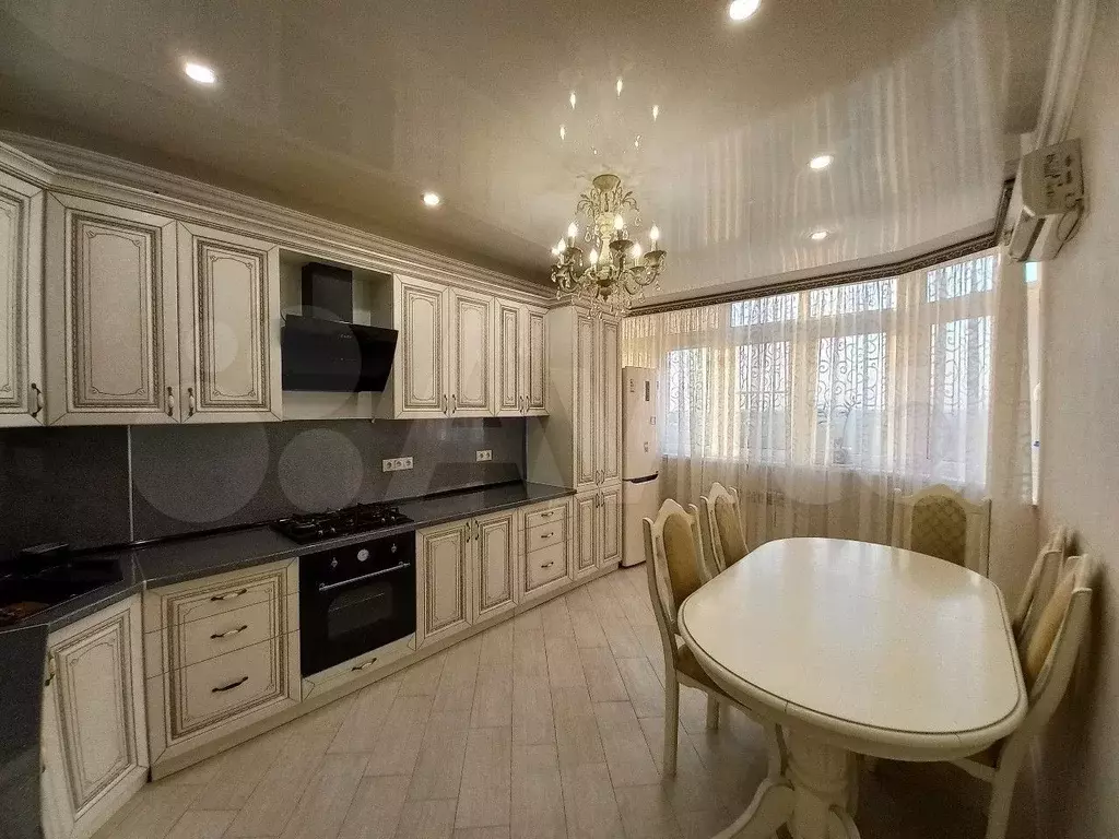 3-к. квартира, 80 м, 9/9 эт. - Фото 0