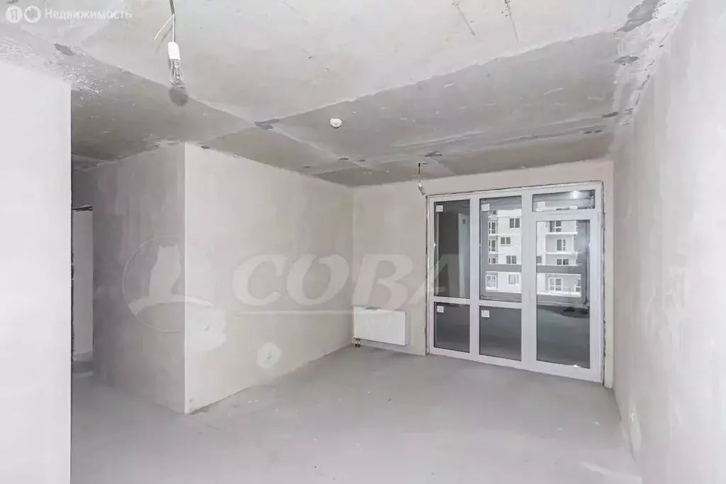 3-комнатная квартира: Тюмень, улица Николая Глебова, 3 (56.7 м) - Фото 2