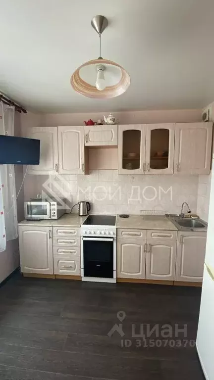 2-к кв. Сахалинская область, Южно-Сахалинск Хабаровская ул., 44 (50.3 ... - Фото 1