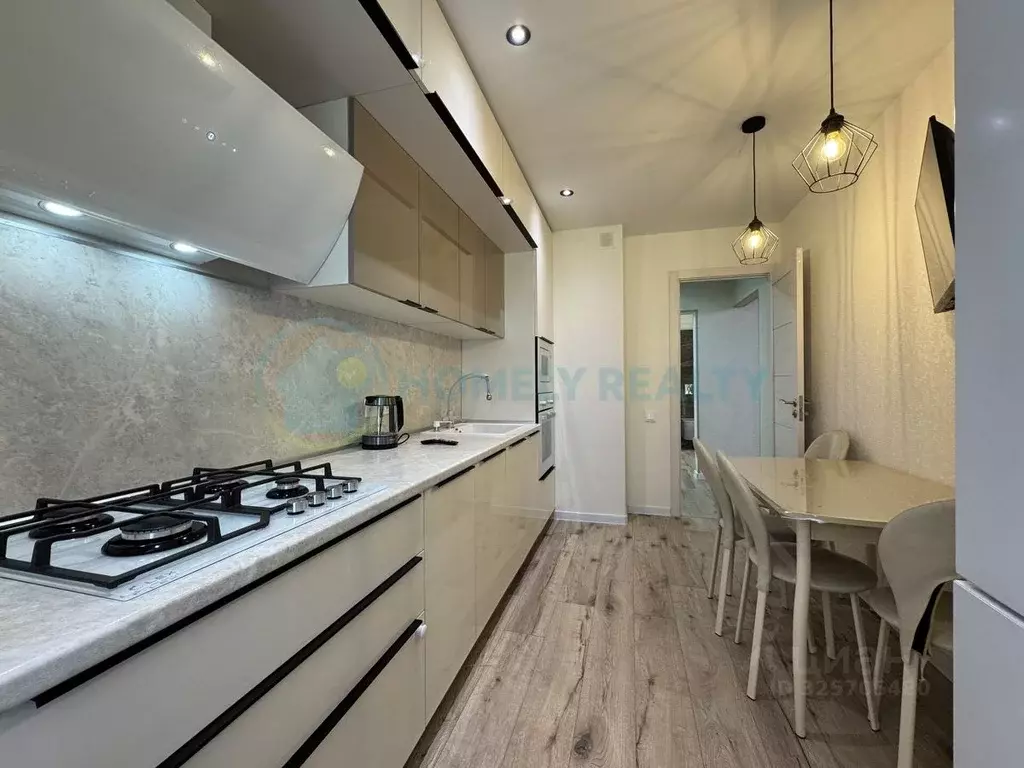 2-к кв. Севастополь ул. Братьев Манганари, 26к2 (60.2 м) - Фото 1