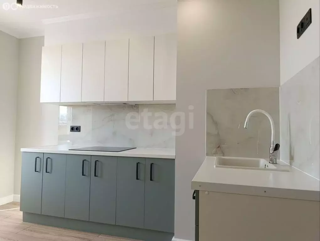 1-комнатная квартира: Омск, улица Ватутина, 39 (37 м) - Фото 0