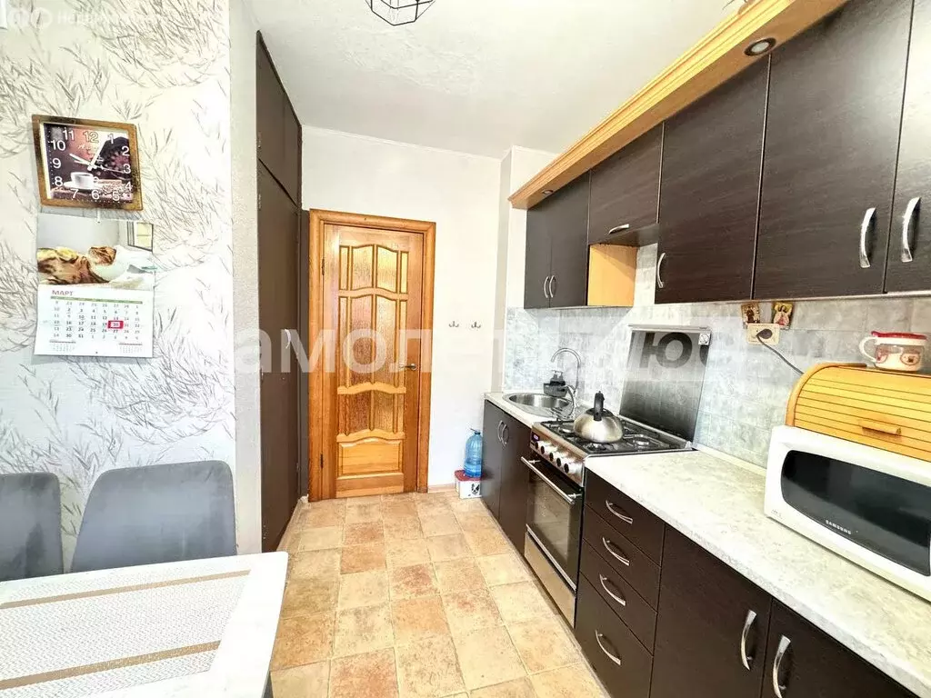 2-комнатная квартира: Калининград, улица Горького, 211 (49.8 м) - Фото 2