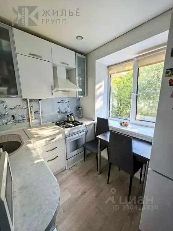2-к кв. Татарстан, Казань ул. Новаторов, 2а (44.9 м) - Фото 1