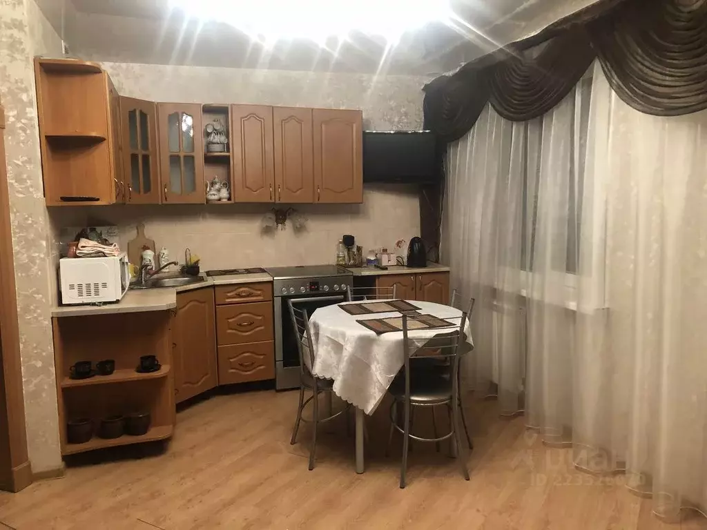 2-к кв. Свердловская область, Екатеринбург ул. Черепанова, 6 (50.0 м) - Фото 1