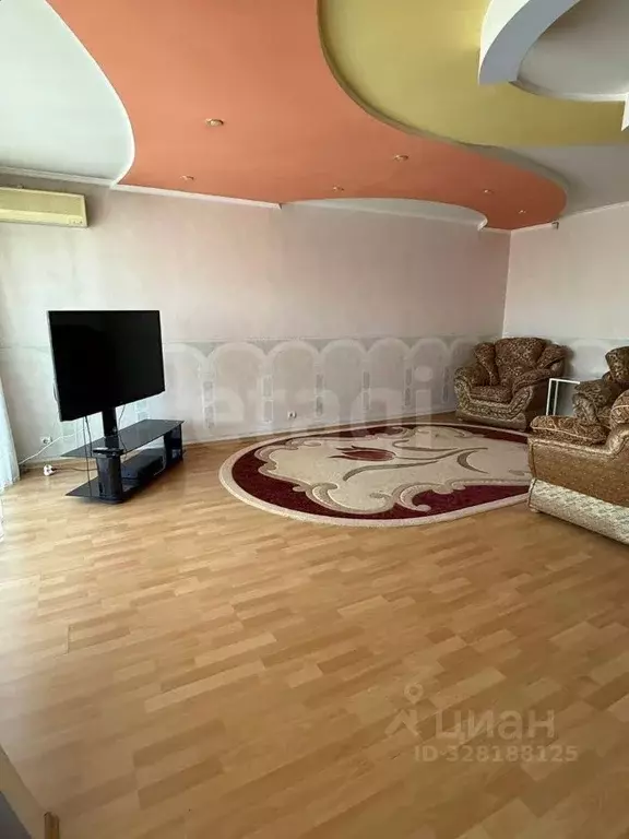 3-к кв. Амурская область, Благовещенск Комсомольская ул., 16 (106.0 м) - Фото 1