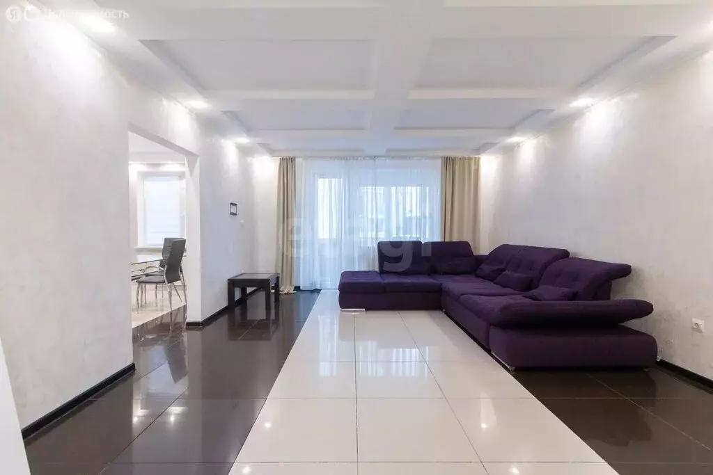 3-комнатная квартира: Калининград, Красносельская улица, 81А (81.9 м) - Фото 1