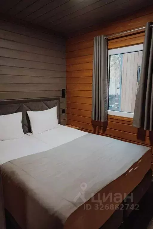 Комната Карачаево-Черкесия, Зеленчукский район, с. Архыз 53/19 - Фото 1