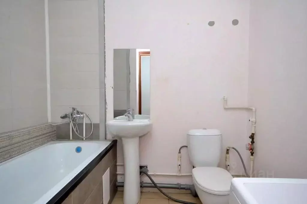 1-к кв. Саха (Якутия), Якутск ул. Богдана Чижика, 27 (35.9 м) - Фото 2