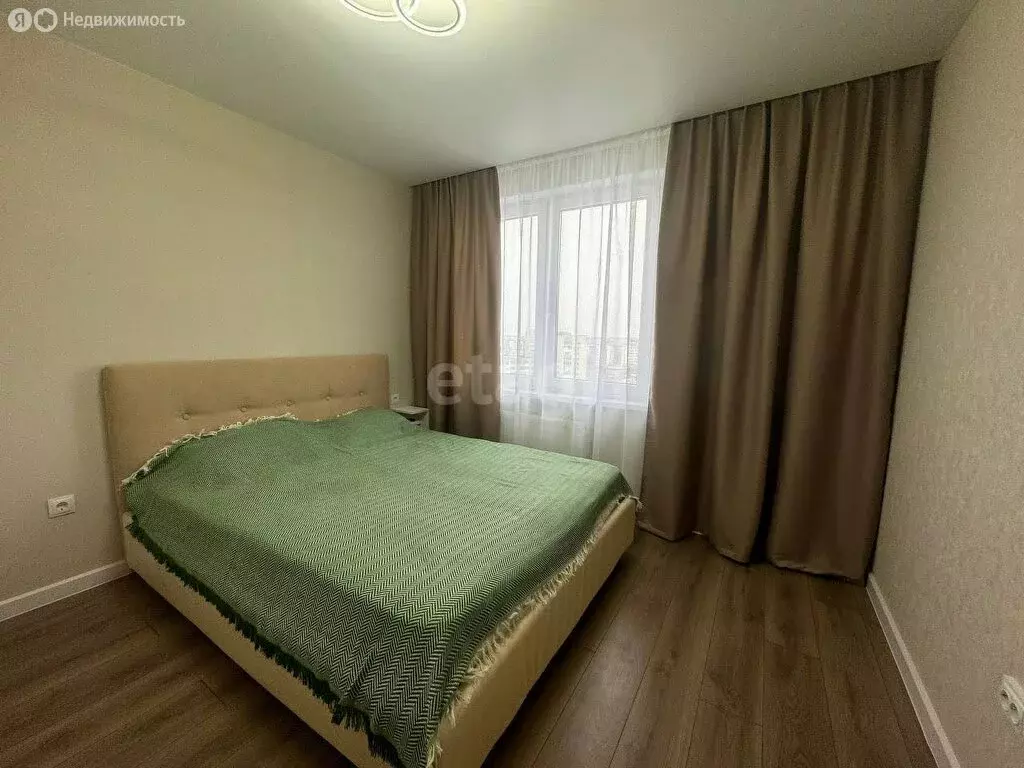 1-комнатная квартира: Тобольск, улица Семёна Ремезова, 110к3 (37 м) - Фото 0