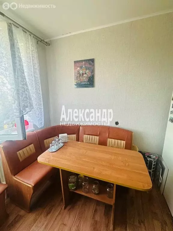 2-комнатная квартира: посёлок Возрождение, 11 (56 м) - Фото 2