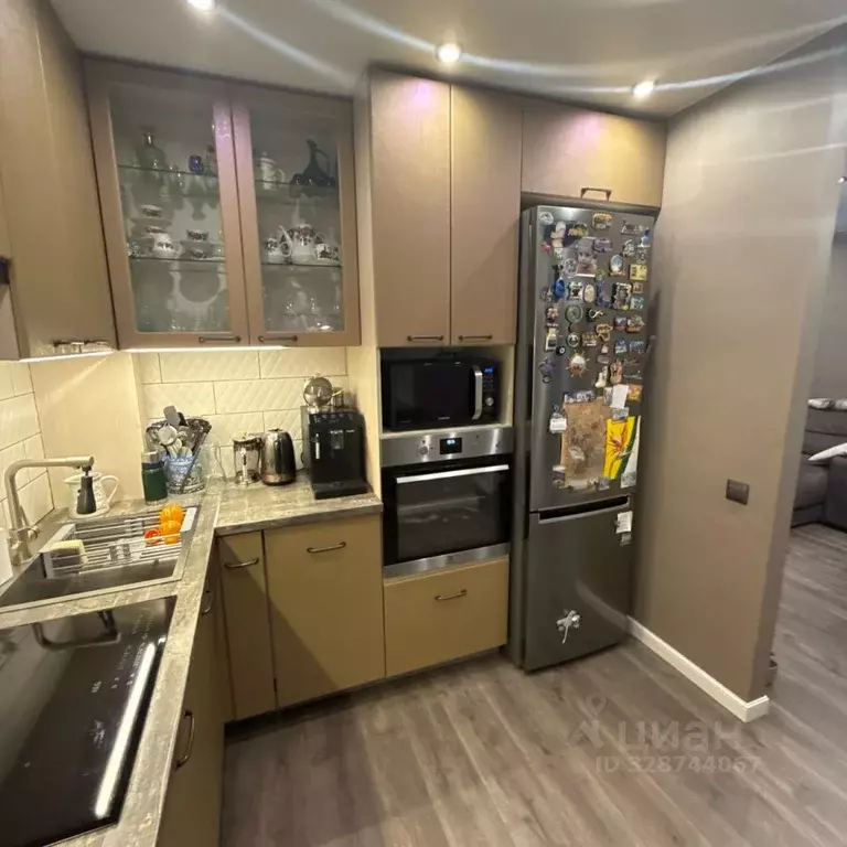 2-к кв. Мурманская область, Мурманск пер. Русанова, 4 (54.0 м) - Фото 1