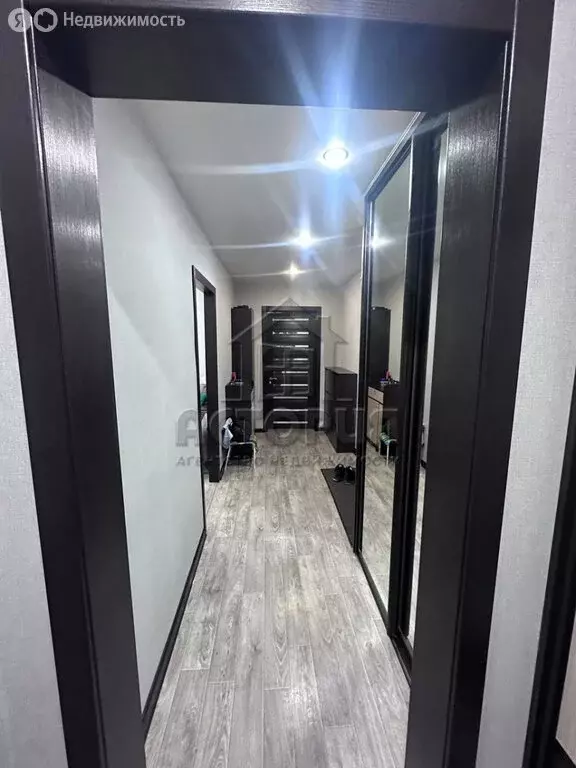 2-комнатная квартира: Красноярск, улица 9 Мая, 41 (51 м) - Фото 1