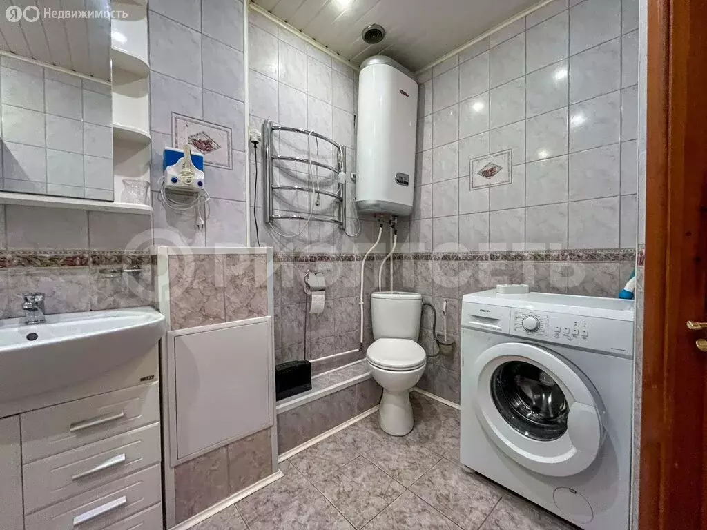 3-комнатная квартира: Мурманск, улица Челюскинцев, 7 (70 м) - Фото 1