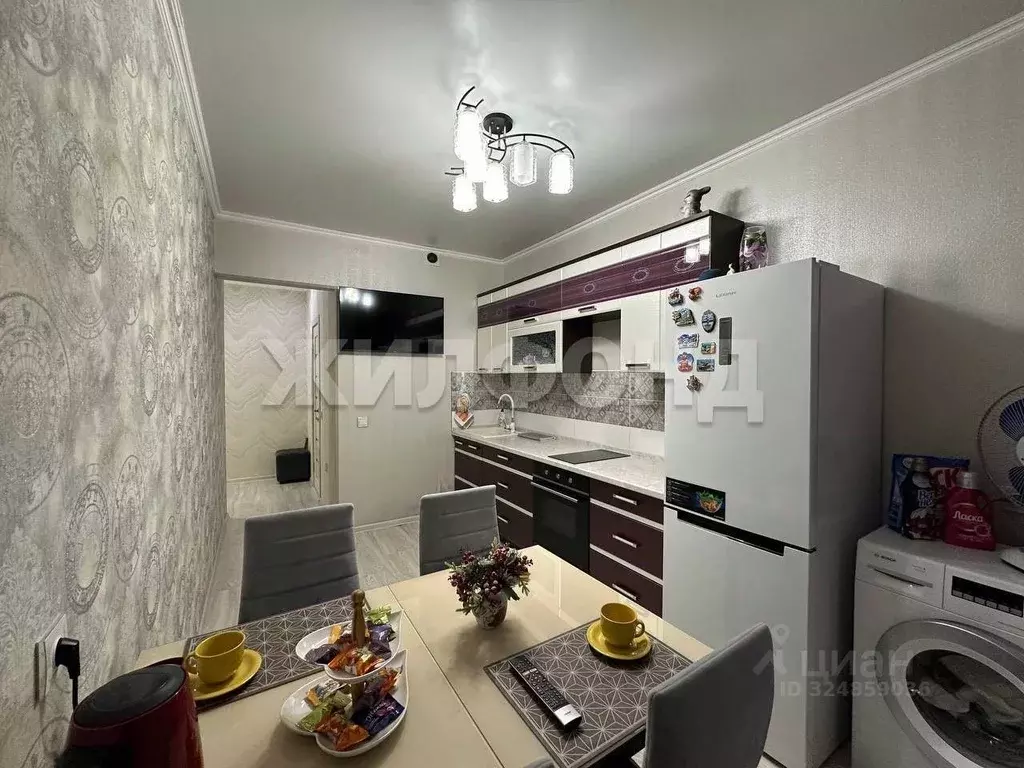 1-к кв. Хакасия, Абакан ул. Авиаторов, 4 (48.0 м) - Фото 1