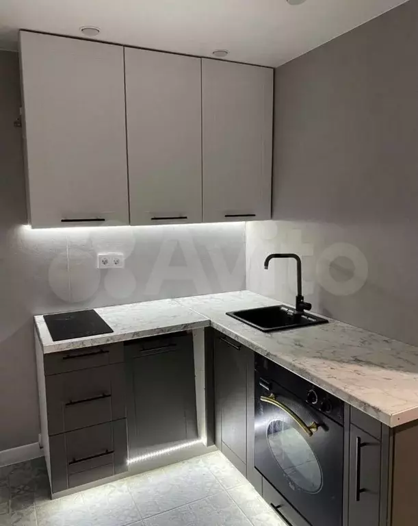 1-к. квартира, 37 м, 6/9 эт. - Фото 0
