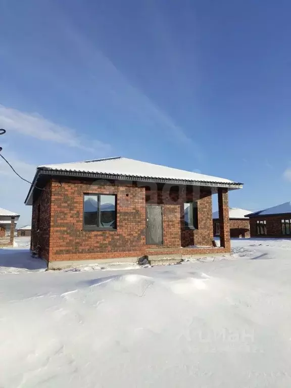 Дом в Башкортостан, Кармаскалинский район, Кабаковский сельсовет, д. ... - Фото 1