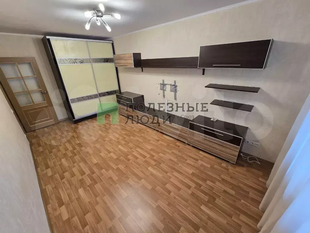 2-к. квартира, 42,7 м, 1/5 эт. - Фото 1