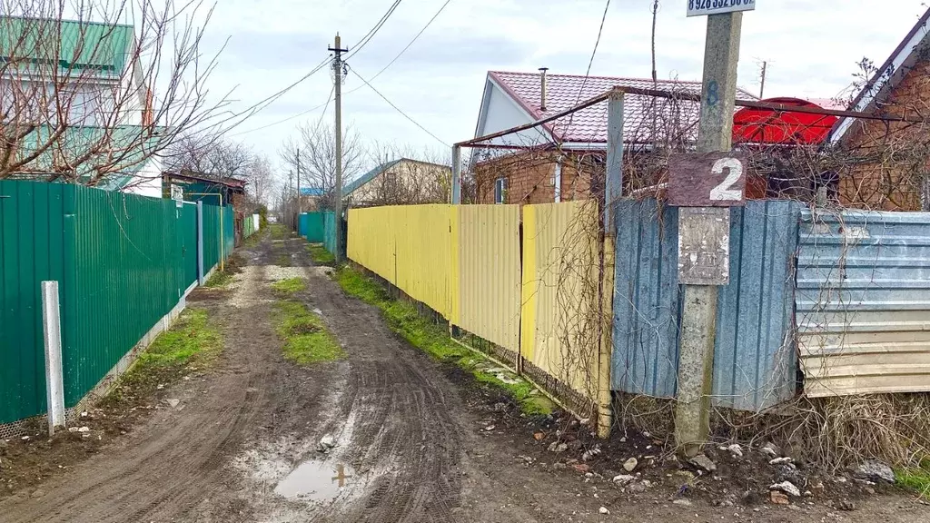 Участок в Краснодарский край, Ейское городское поселение, пос. ... - Фото 1