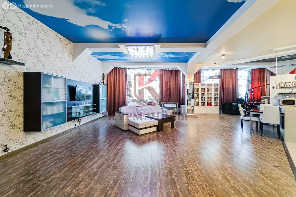 Квартира-студия: Екатеринбург, улица Радищева, 12 (107 м) - Фото 1