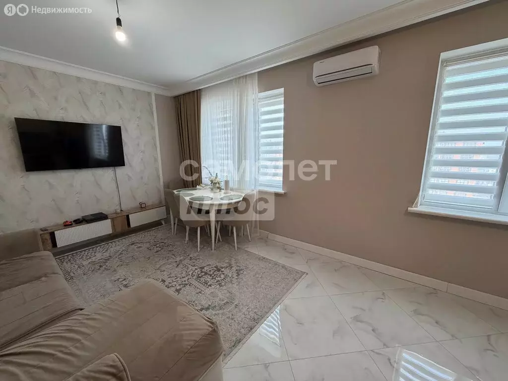 3-комнатная квартира: Махачкала, улица Даниялова, 101 (81 м) - Фото 1