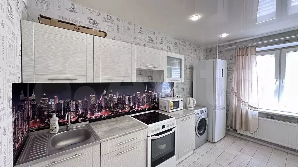 1-к. квартира, 40 м, 2/14 эт. - Фото 1